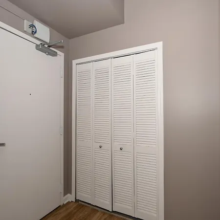 2 Bath Prkg+Gym+Sauna Perk Plaza +30 Day Cleveland Extérieur photo