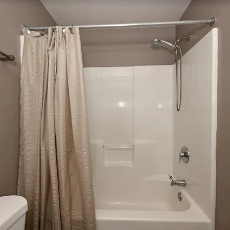2 Bath Prkg+Gym+Sauna Perk Plaza +30 Day Cleveland Extérieur photo